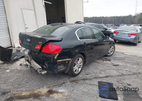 2013 Infiniti G37 Journey z USA, uszkodzony, nr VIN JN1CV6AP8DM721309
